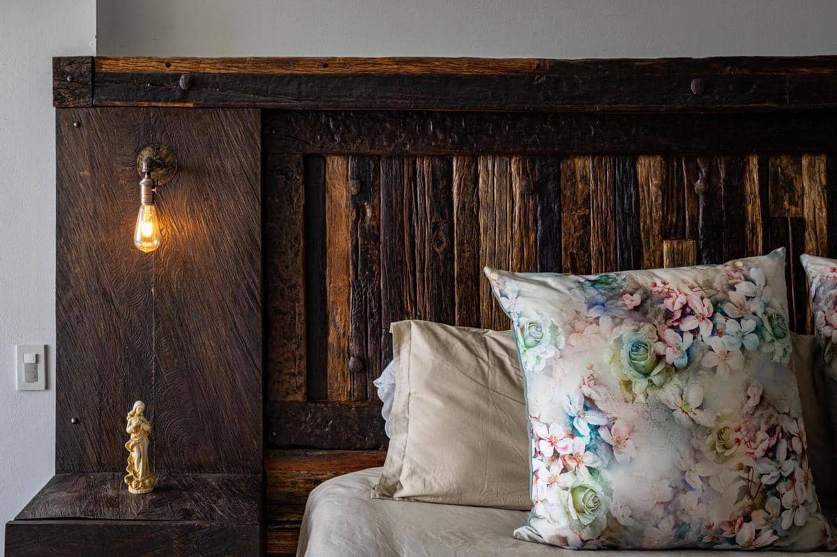 Ilustrasi headboard tempat tidur
