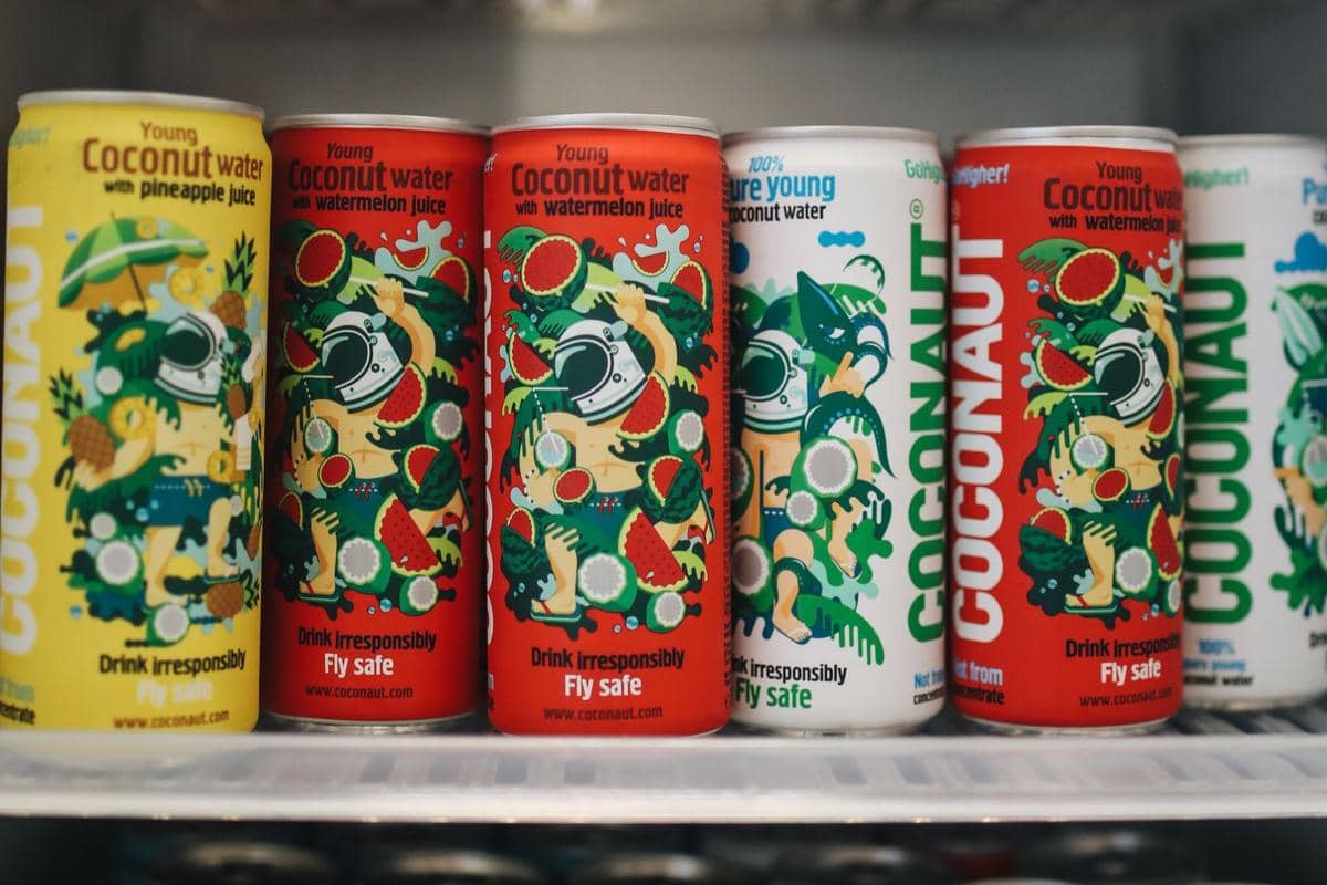 Air Kelapa Segar vs Kemasan, Mana yang Lebih Baik?