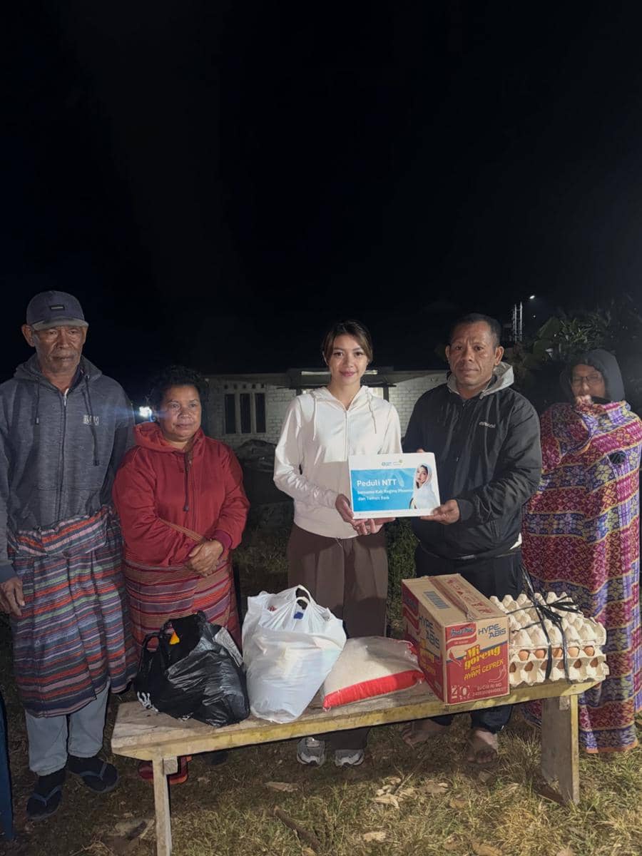 Regina Phoenix salurkan bantuan gempa bumi di NTT