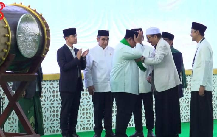 Prabowo Janji Beri 4 Layar Pintar untuk Pesantren dan Sekolah NU