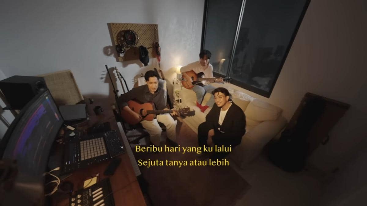 cuplikan video klip "Menjadi Dewasa"