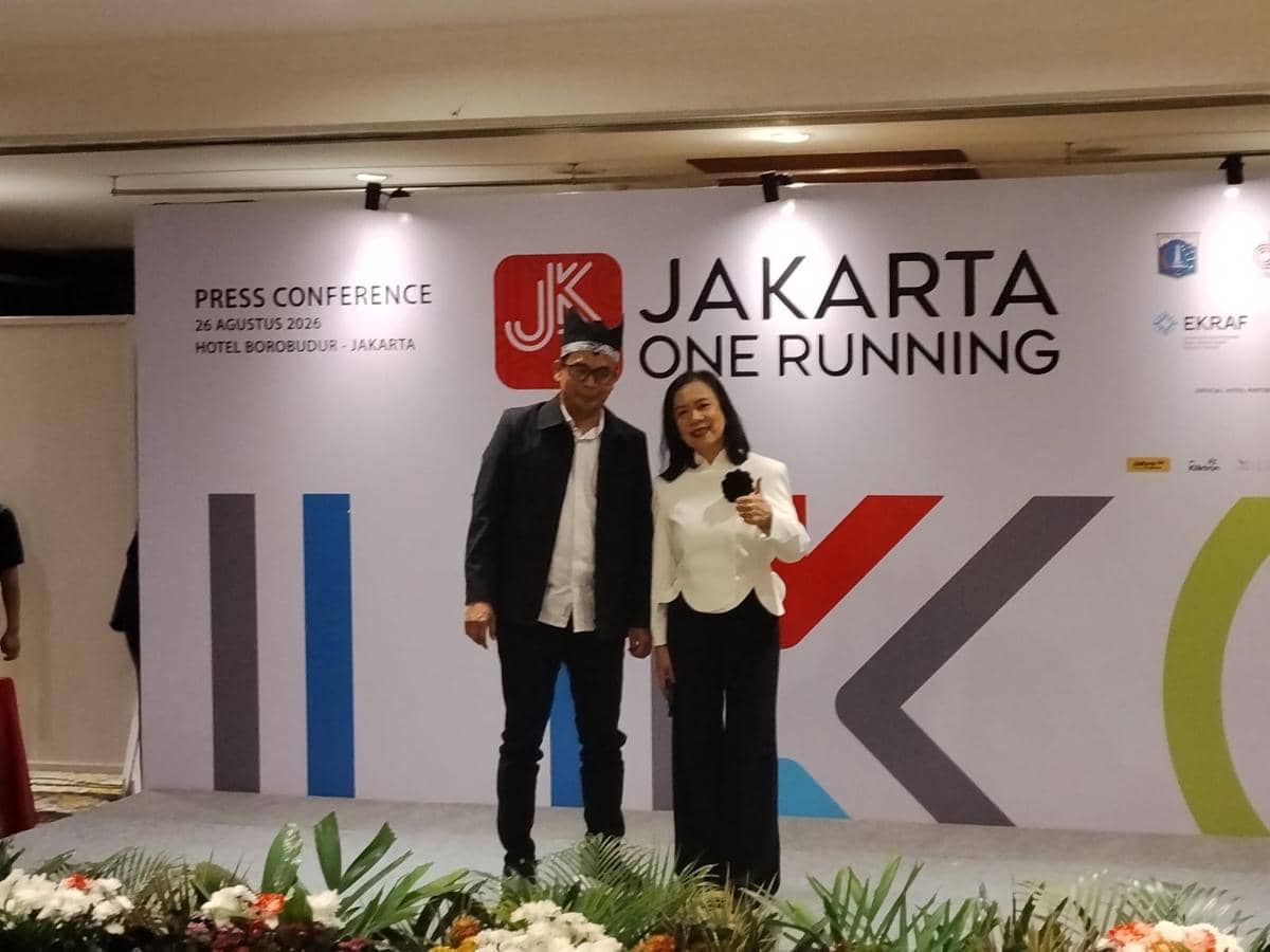 Sejumlah perwakilan berbicara dalam sesi jumpa pers acara Jakarta One Running Series 2026 di Jakarta.