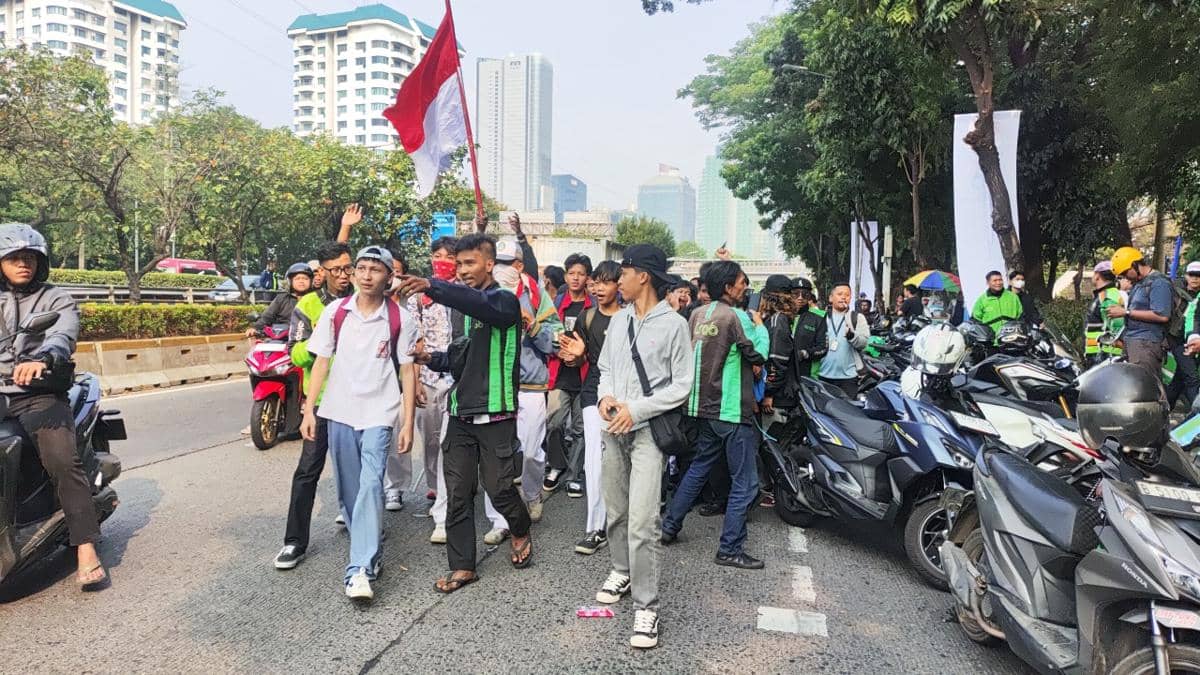 Pemprov DKI Pastikan 29 Pelajar Dikirim Ke Barak Ikut Demo 27 Agustus