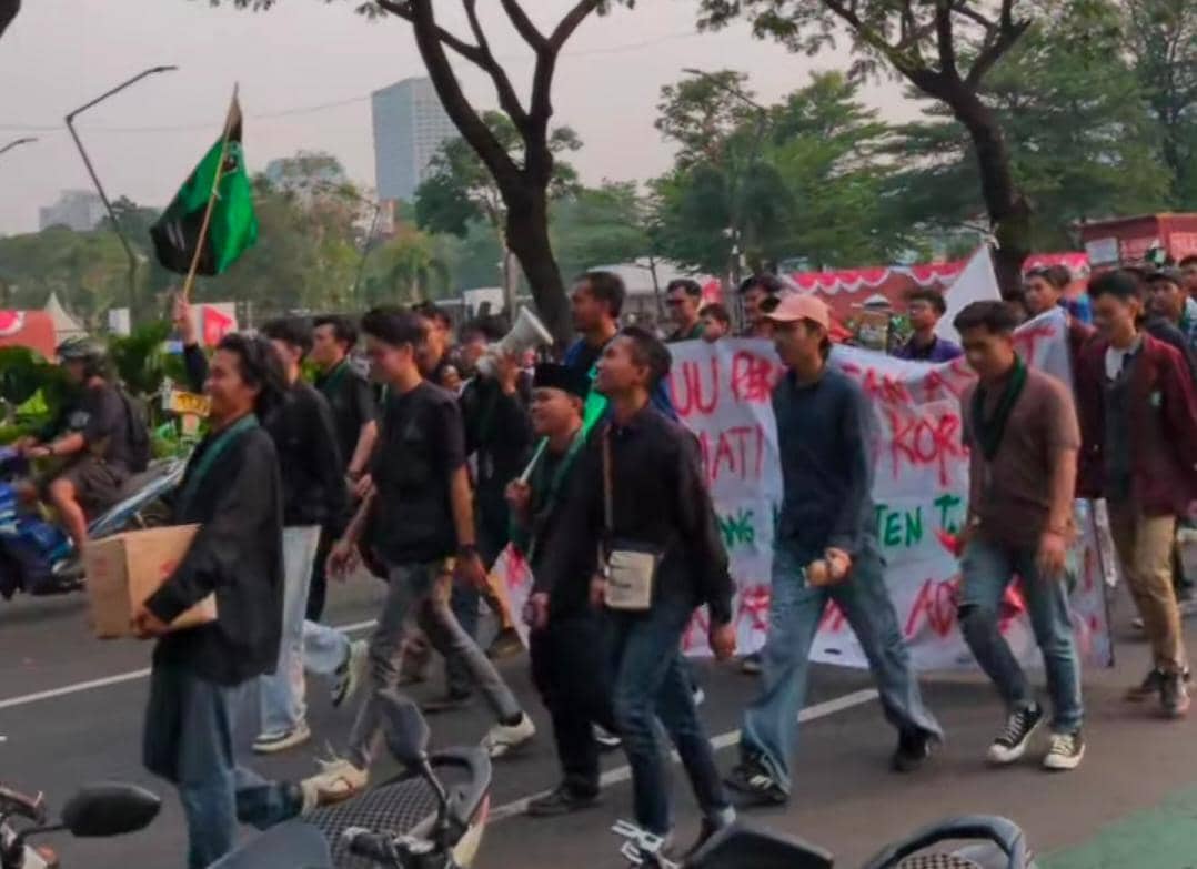 Wanda Hamidah di demo 27 Agustus 2026