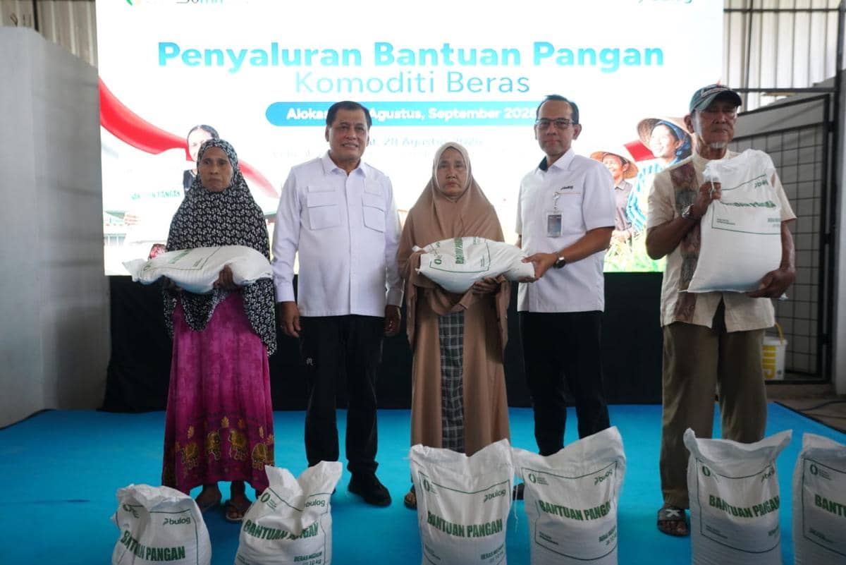Perum BULOG dan DPR RI Kawal Penyaluran Bantuan Pangan ke Makassar
