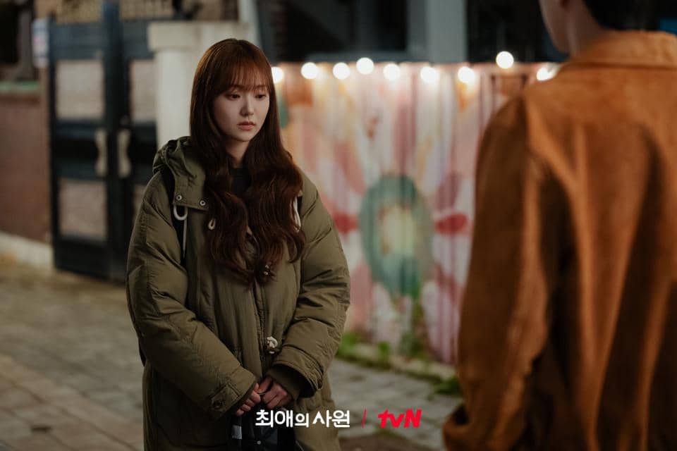 7 Bukti Da Reum Gak Bahagia Pacaran sama Lee Chan di My Bias, My Boss