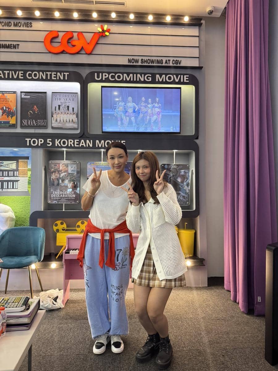 Eli JKT48 dan Bae Yoon Jung