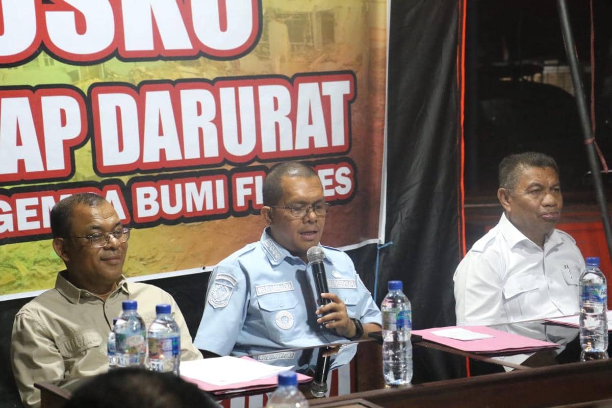 Gubernur NTT Melki Laka Lena menyampaikan perpanjangan masa tanggap darurat gempa Flores di Nusa Tenggara Timur.