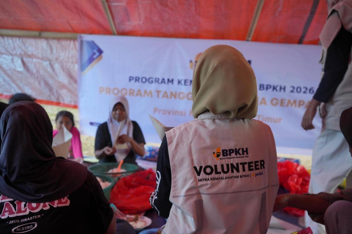 Badan Pengelola Keuangan Haji (BPKH) mulai menyalurkan bantuan kemanusiaan bagi warga terdampak gempa bumi (dok. BPKH)