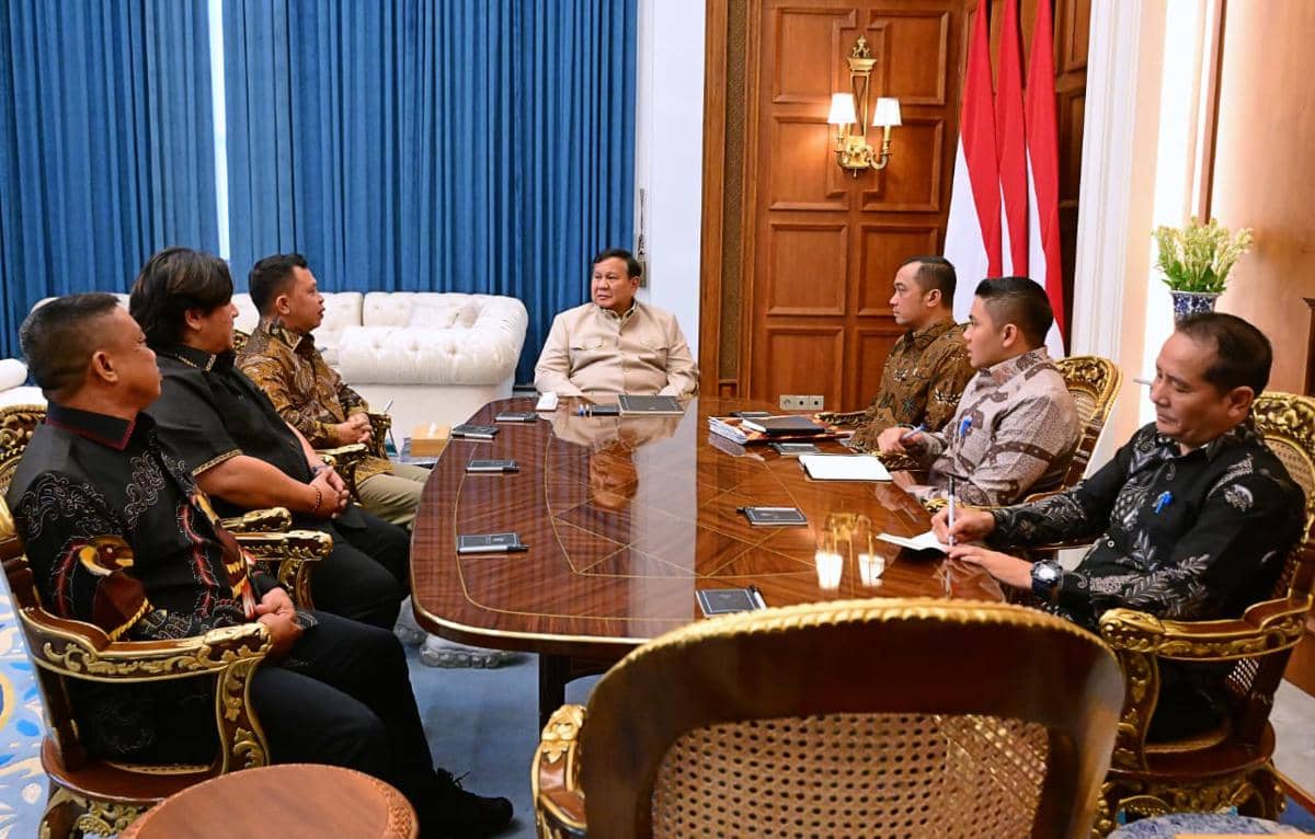 Prabowo Terima Panglima Jilah di Istana, Bahas Penanganan Karhutla