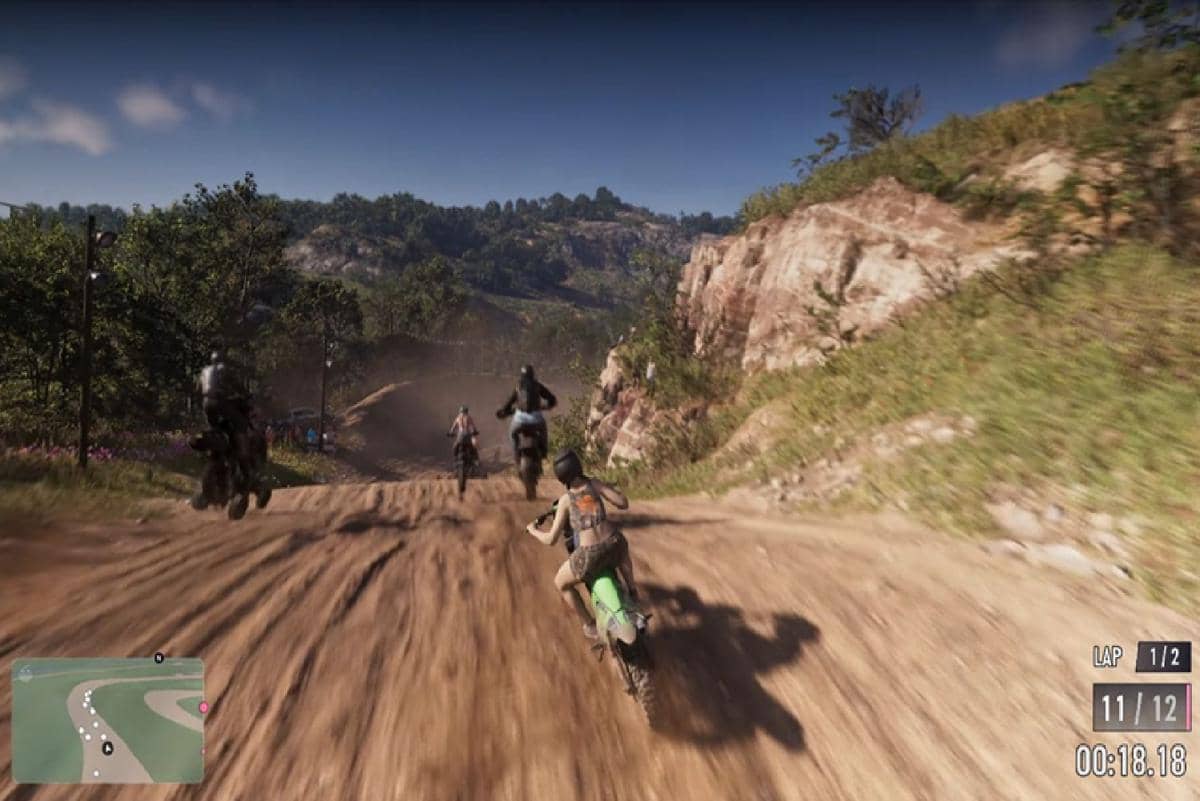 cuplikan balapan motor trail