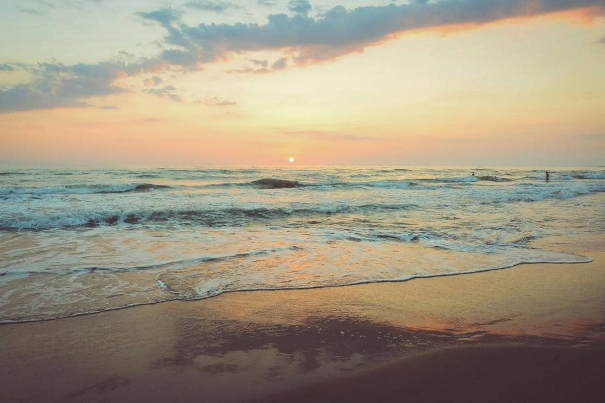 ilustrasi pantai