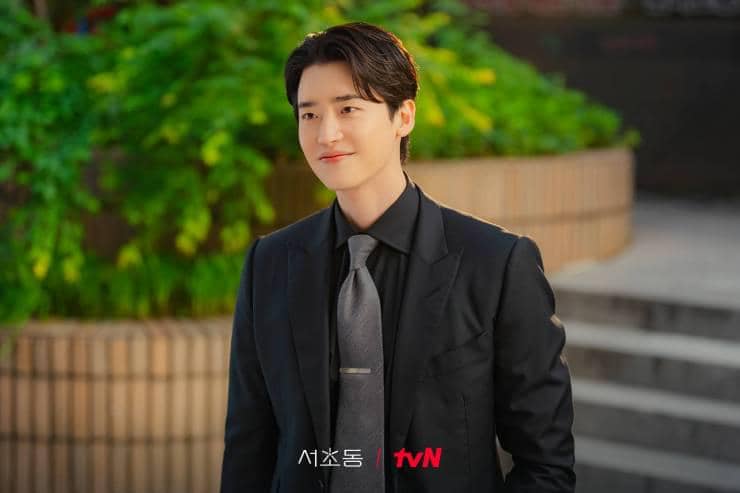 9 Genre Drama Korea yang Dibintangi Lee Jong Suk, Beragam!