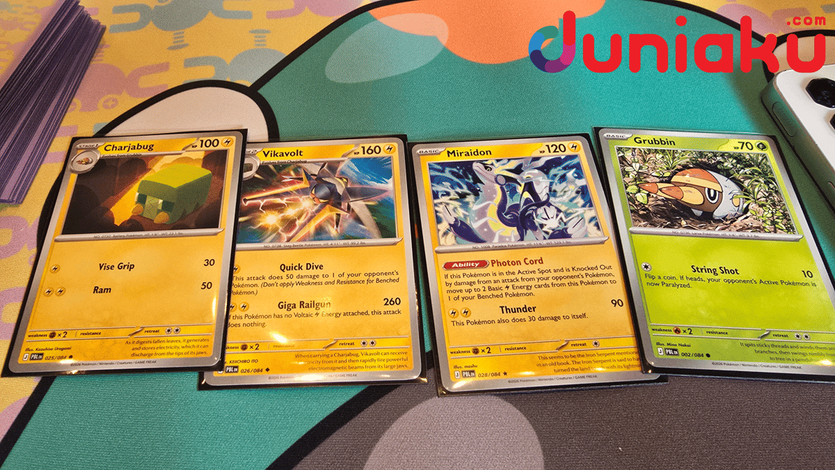 Deretan kartu Pokémon Trading Card Game dipajang dalam event di The Westin St. Francis Hotel dengan beragam ilustrasi.