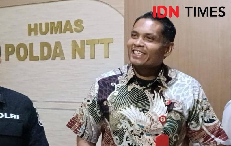 Potret Direktur Reserse Kriminal Umum Polda NTT Kombes Pol. Ricardo Condrat Yusuf mengenakan seragam kepolisian.