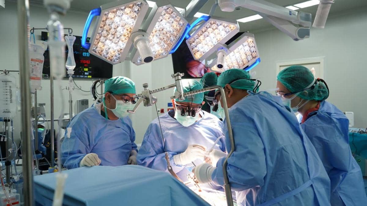 Mengenal MICS CABG, Teknologi Bedah Jantung yang Lebih Minimal Invasif