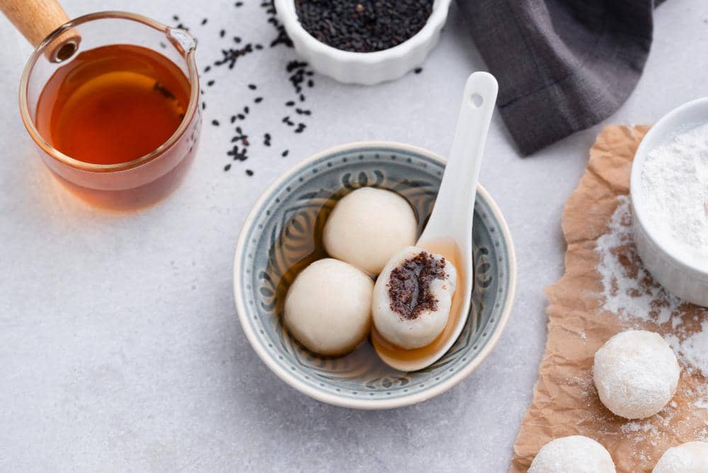 8 Isian Manis untuk Tang Yuan, Ada Bahan Klasik dan Kekinian