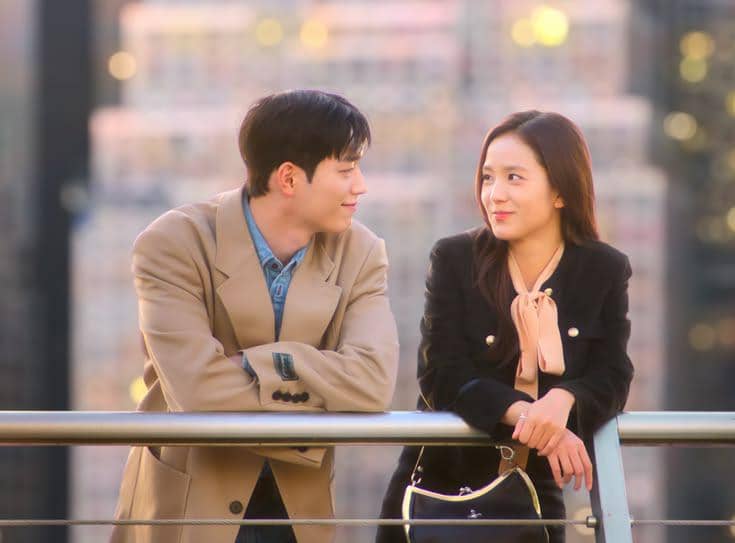 Seo Kang Joon dan Jisoo dalam drama Boyfriend on Demand