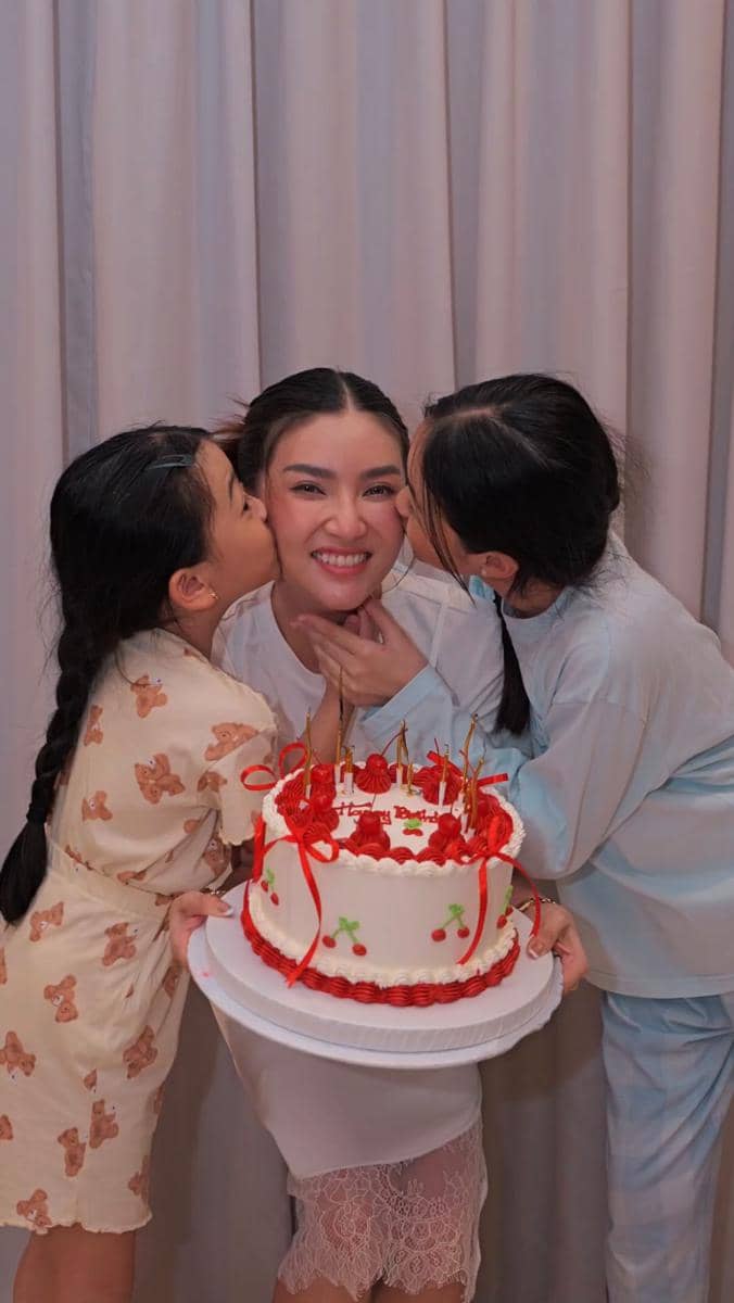 Potret Sarwendah pada perayaan ulang tahunnya yang ke-37, dibagikan melalui akun Instagram @sarwendah29.
