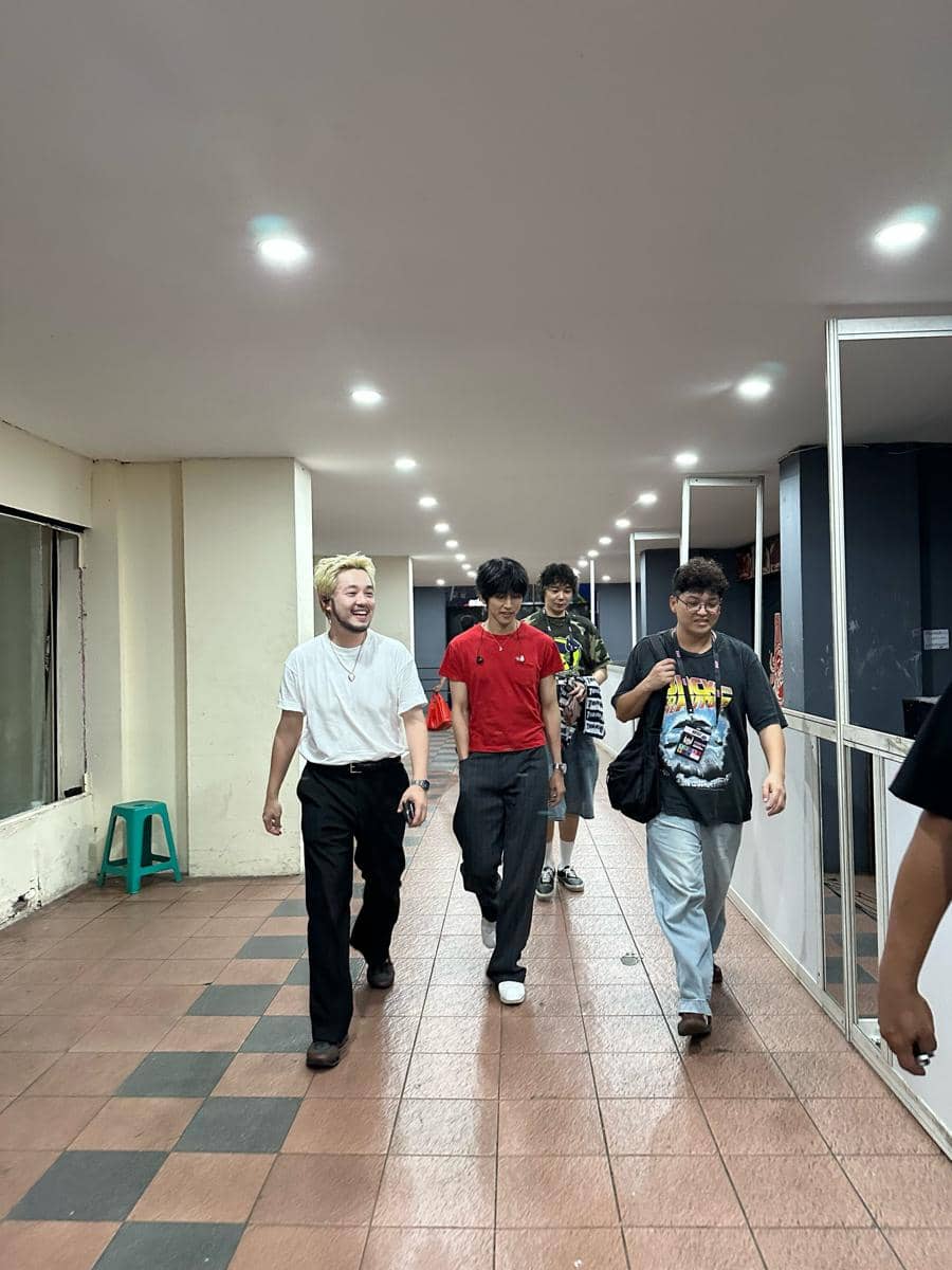 Lee Seung Yoon berjalan-jalan di Jakarta, sebagaimana dibagikan melalui unggahan akun Instagram bgsmsyl.