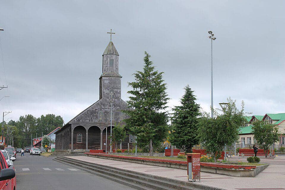 Gereja Santa María de Loreto de Achao