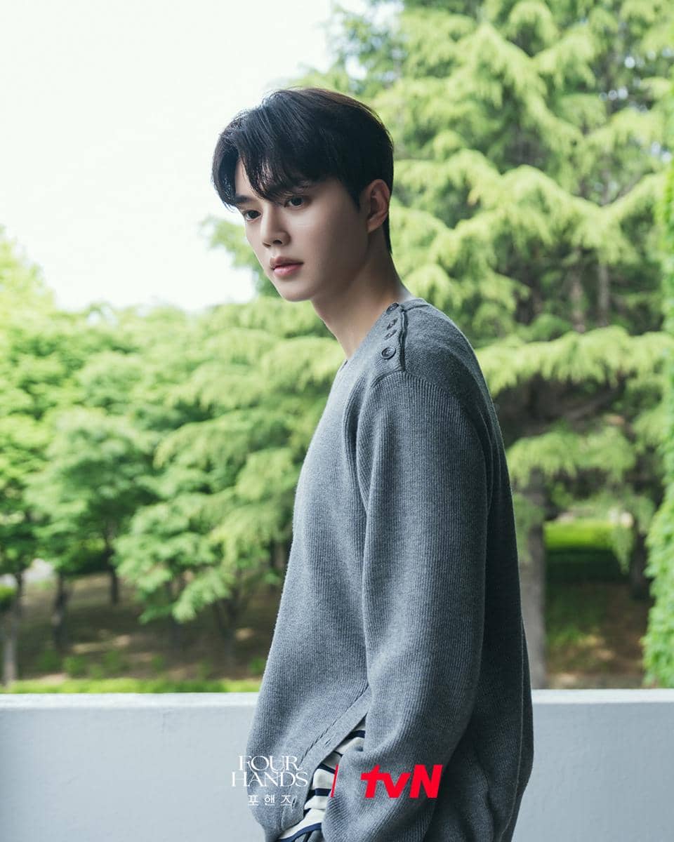 Still cut drama Four Hands Two Sonatas