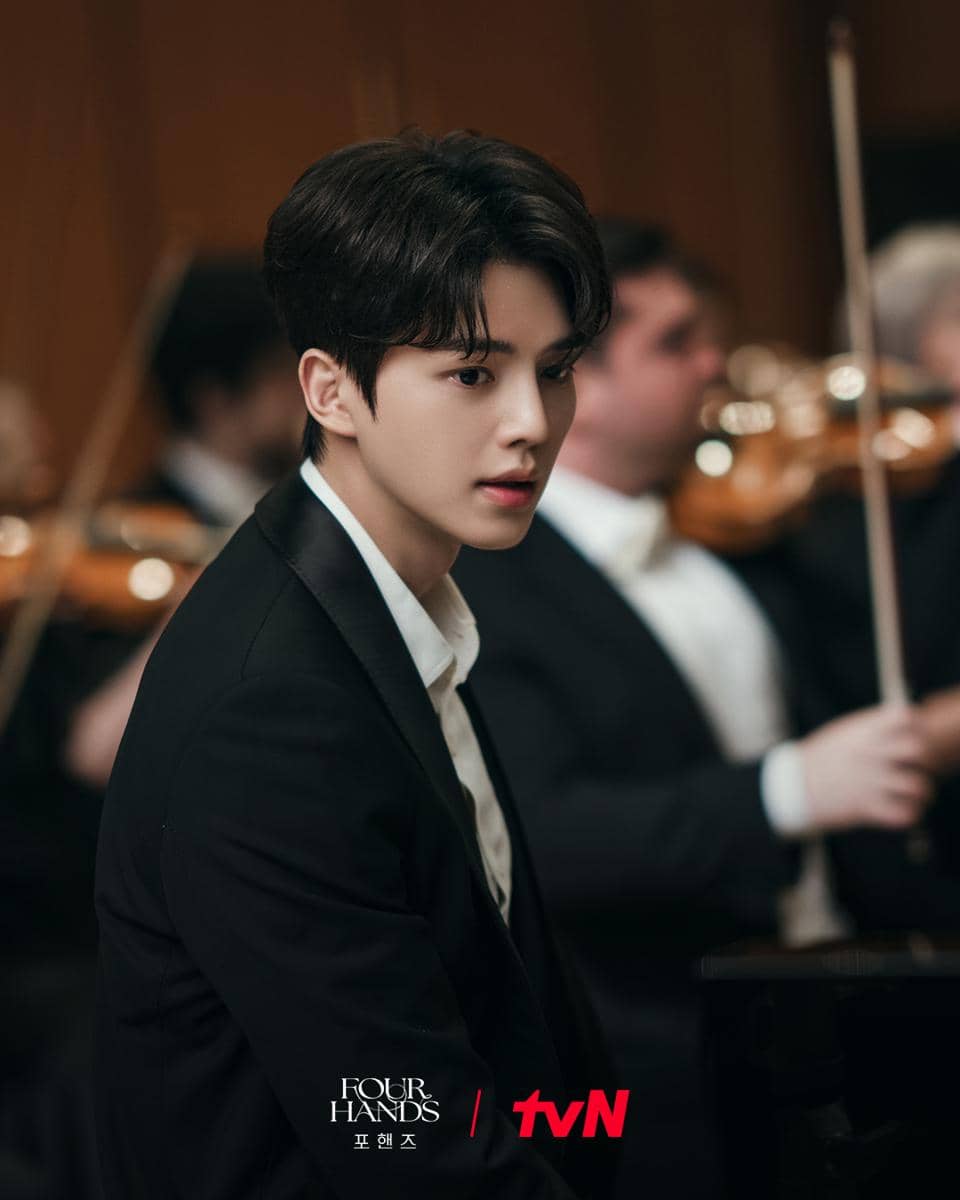 Still cut drama Four Hands Two Sonatas
