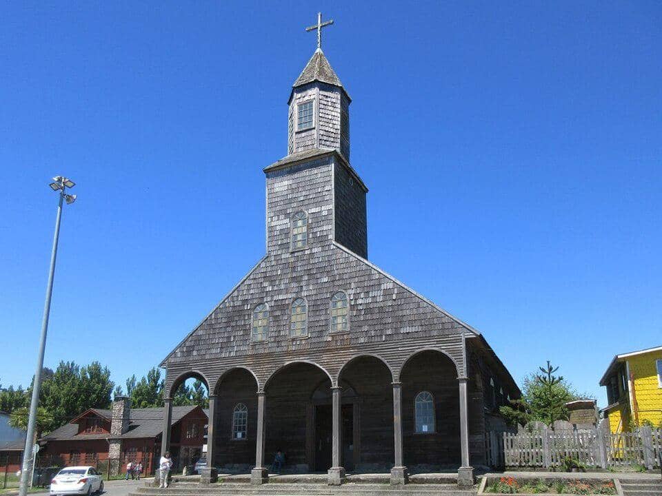 Gereja Santa María de Loreto de Achao