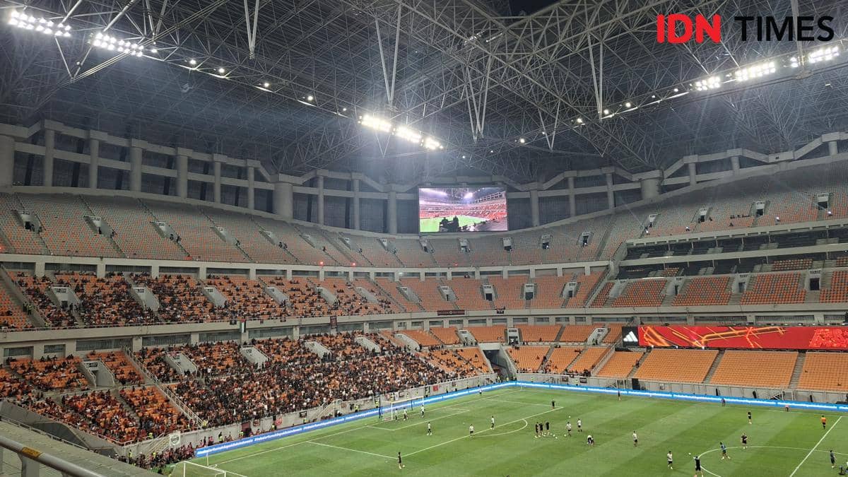 Kursi Kosong JIS Warnai Launching Jersey Persija Jakarta