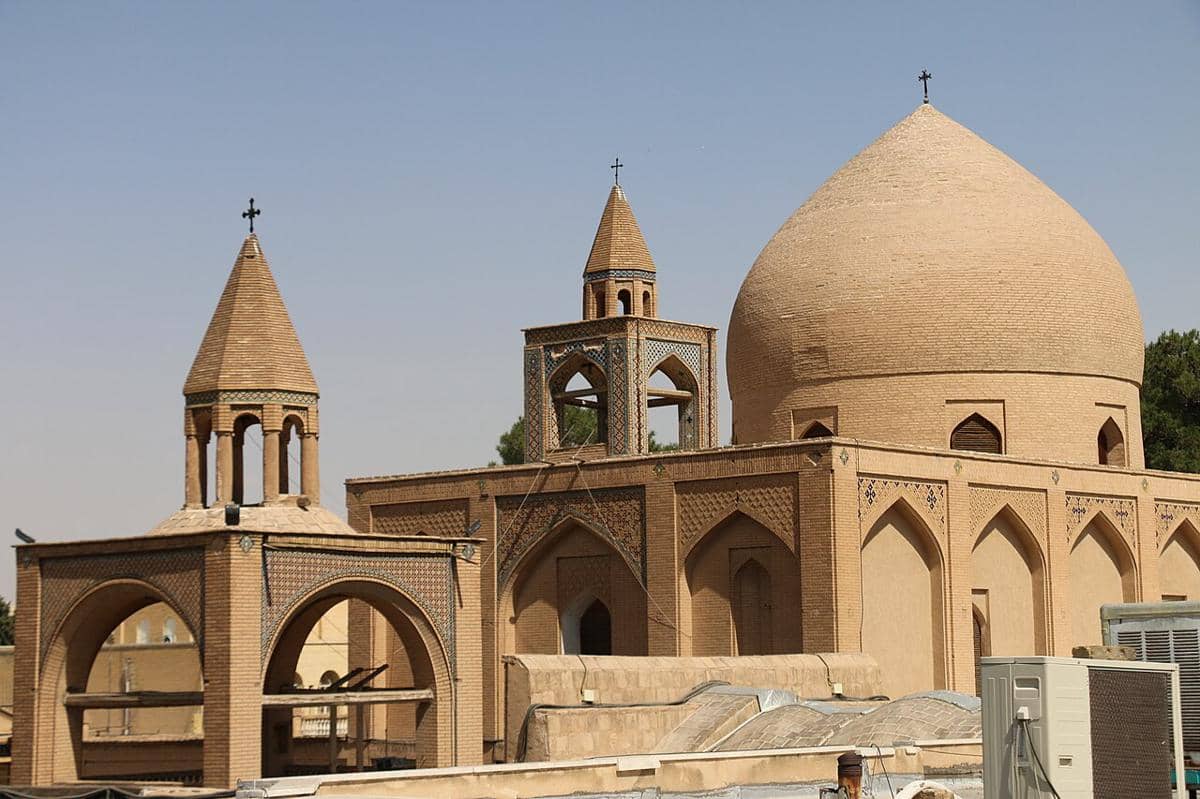 Katedral Vank yang terletak di distrik New Julfa, Isfahan, Iran.