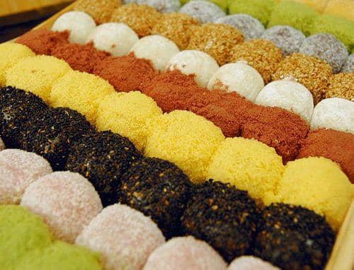 Resep Gyeongdan, Kue Beras dengan Berbagai Taburan Unik