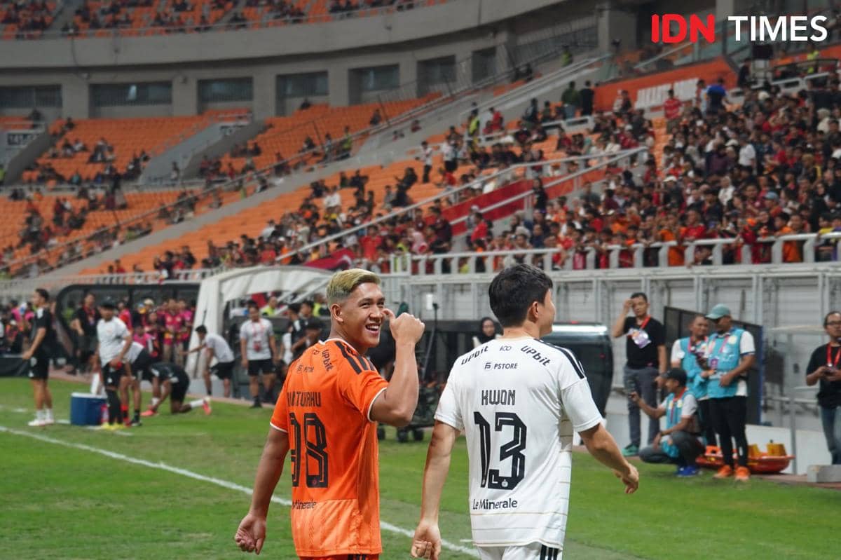 Persija Bantai Brisbane Roar 4-0, Jeremejeff Cetak Brace