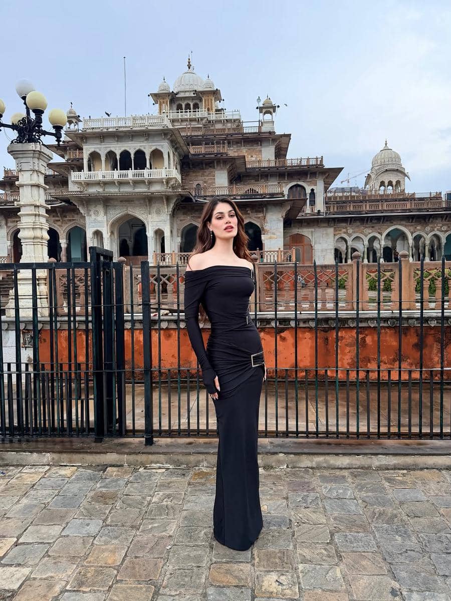 Potret Miss Charm 2025 Berkunjung ke India