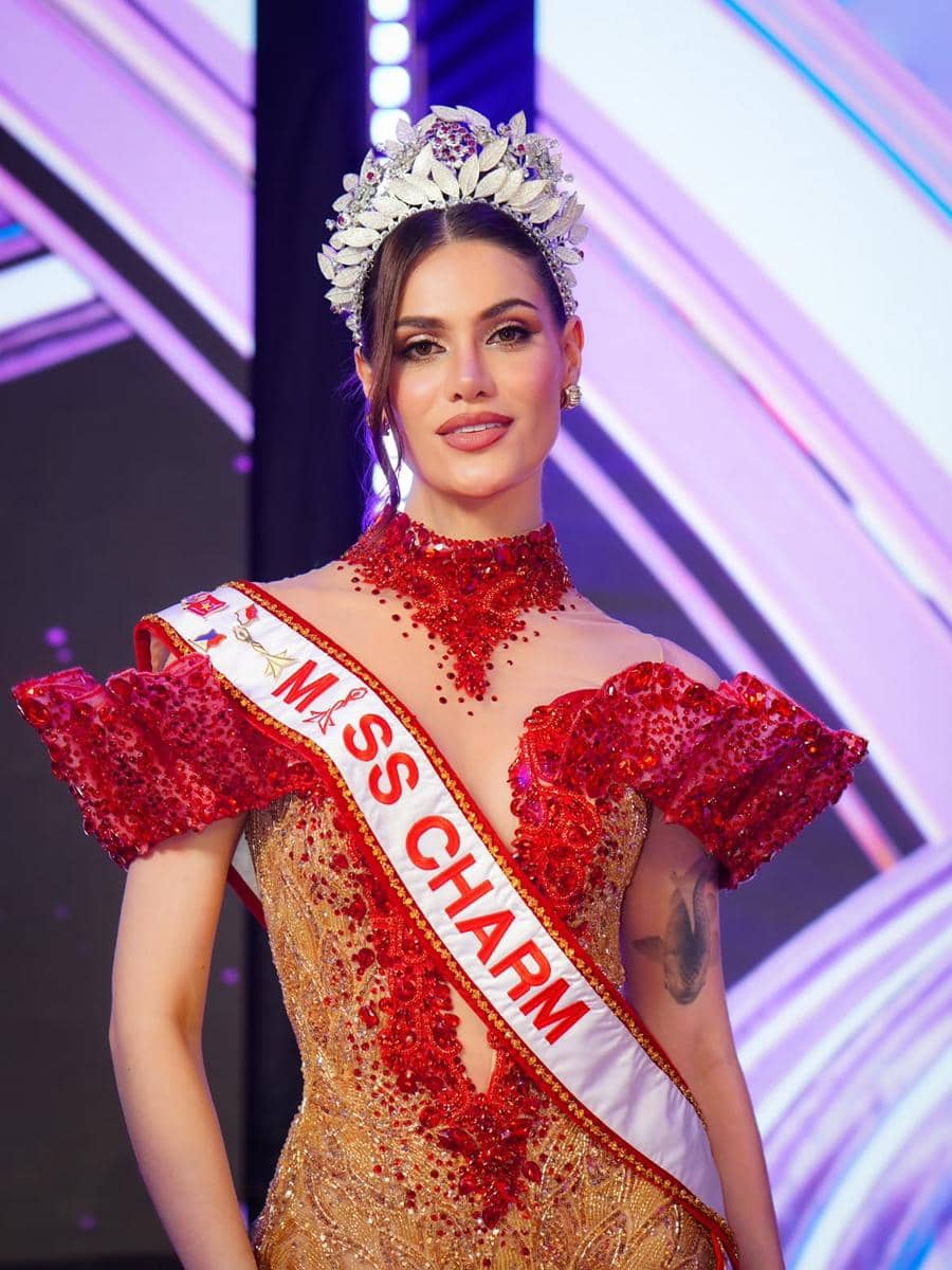 Potret Miss Charm 2025 Berkunjung ke India