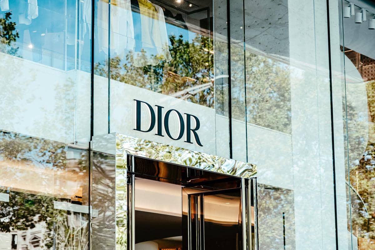 Potret jenama Dior