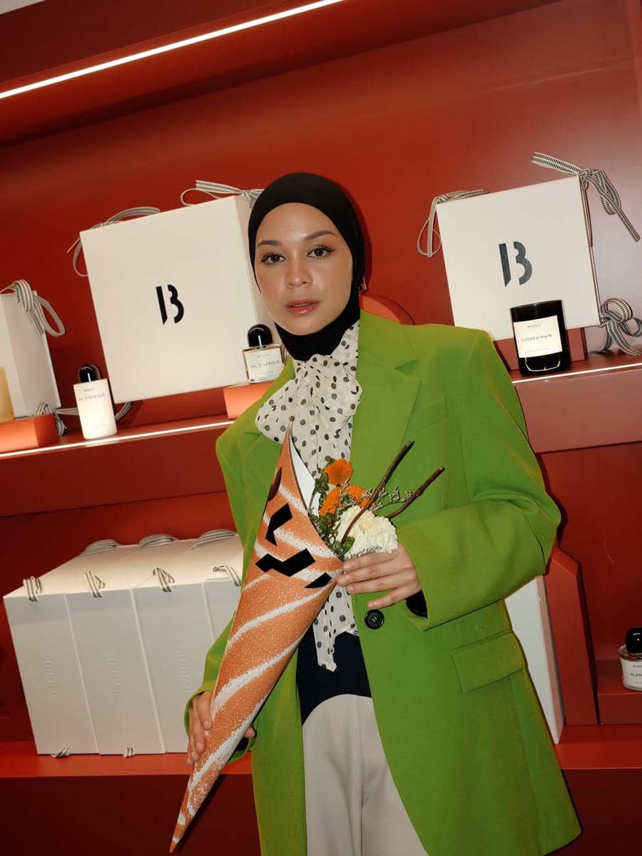 inspirasi makeup ala Tantri Namirah