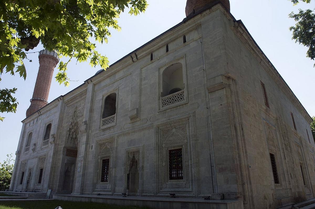 5 Fakta Masjid Hijau Bursa, Bangunan Bersejarah Peninggalan Ottoman