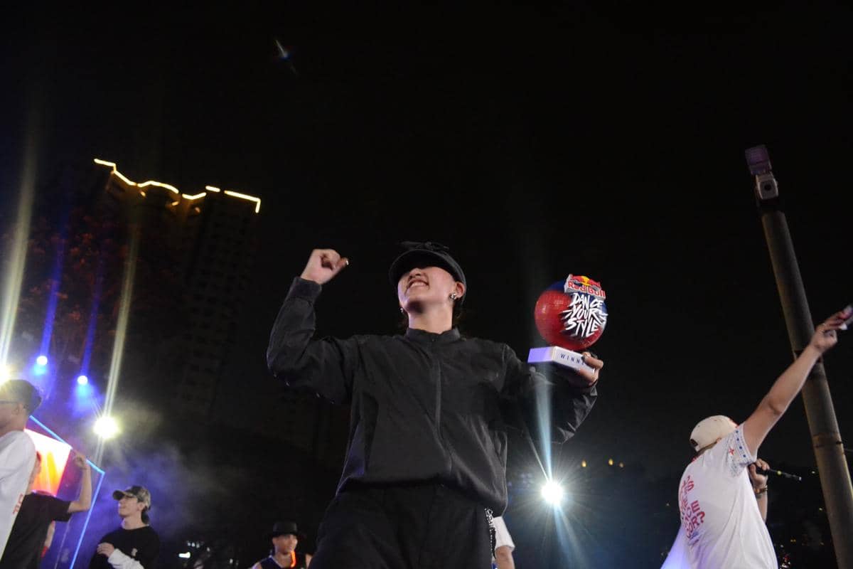  Stella Aurellia Jadi Juara Red Bull Dance Your Style Indonesia 2026!