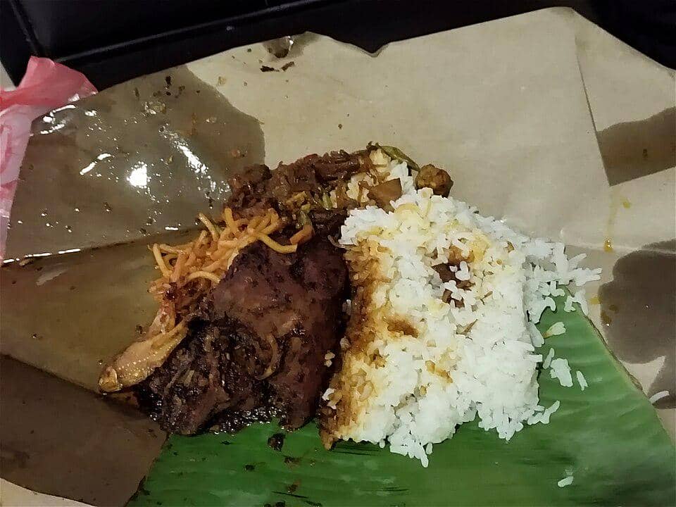 ilustrasi nasi ambeng