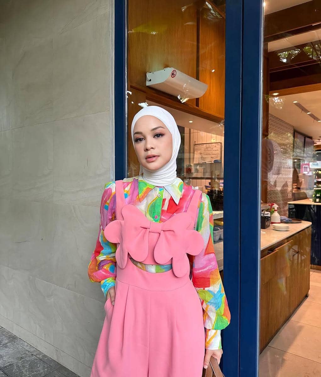inspirasi makeup ala Tantri Namirah