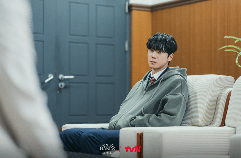 Lee Jun Young di drama Four Hands, Two Sonatas