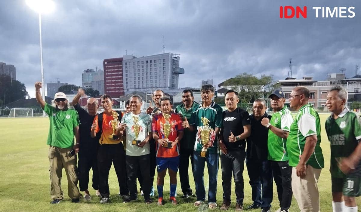 Suasana Turnamen Mantan PSMS Piala Wali Kota Medan yang digelar di Kebun Bunga pada Minggu, 30 Agustus 2026.