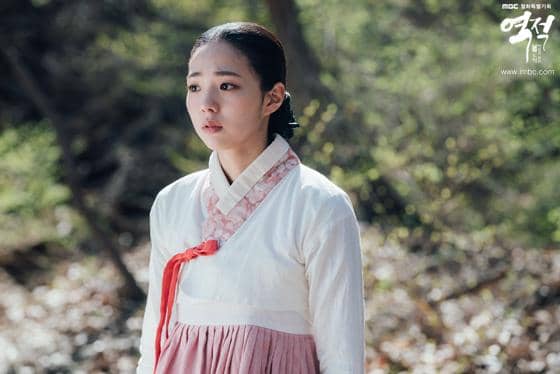 Chae Soo Bin dalam drama The Rebel