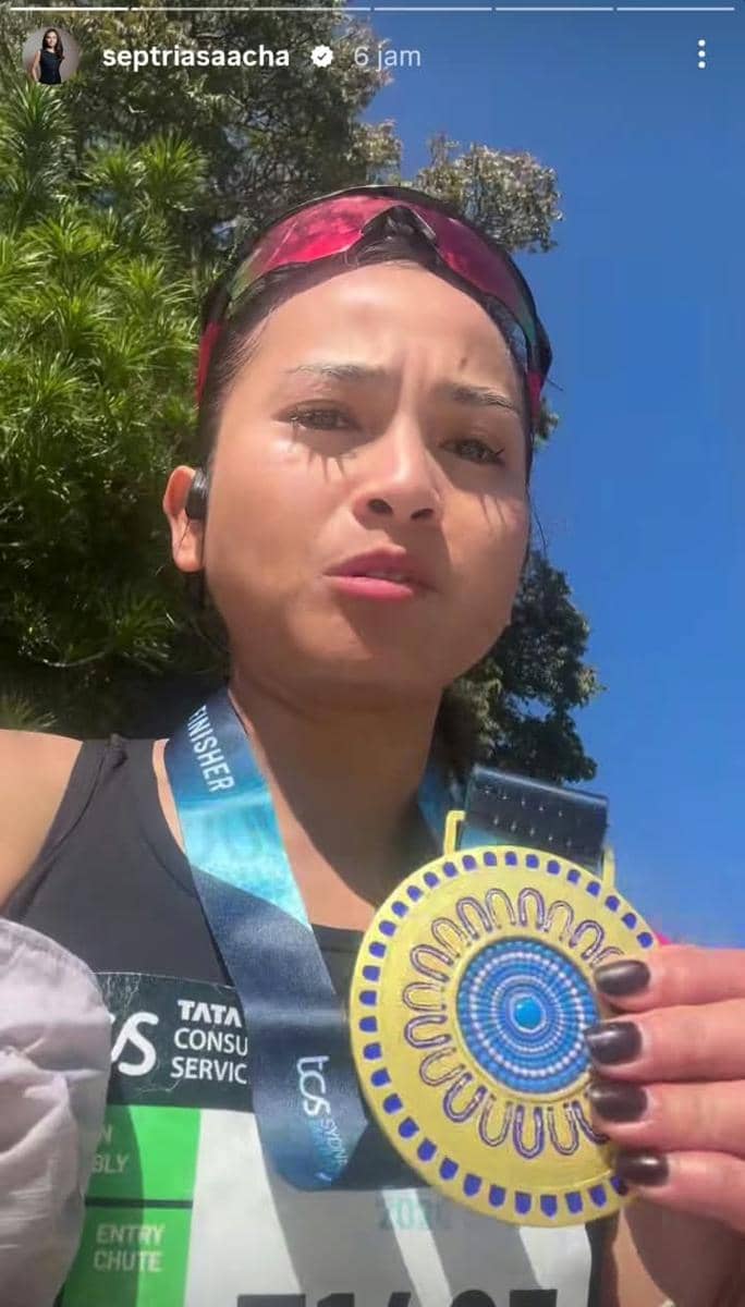 Acha Septriasa ikut Sydney Marathon 2026 