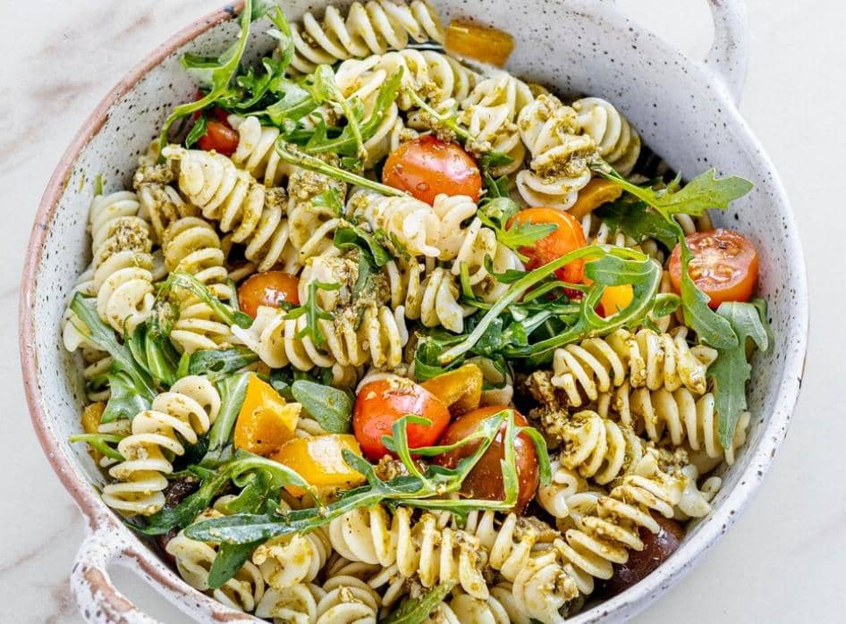 ilustrasi makaroni salad