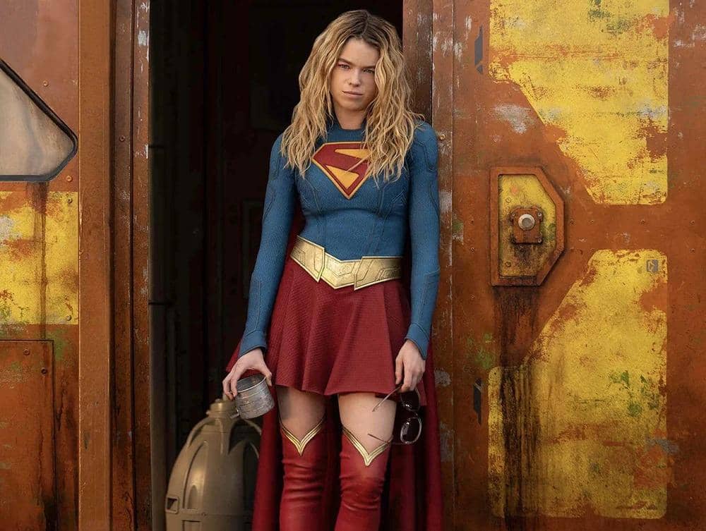 Materi promosi Supergirl dari DC Studios yang menampilkan karakter pahlawan super perempuan tersebut.