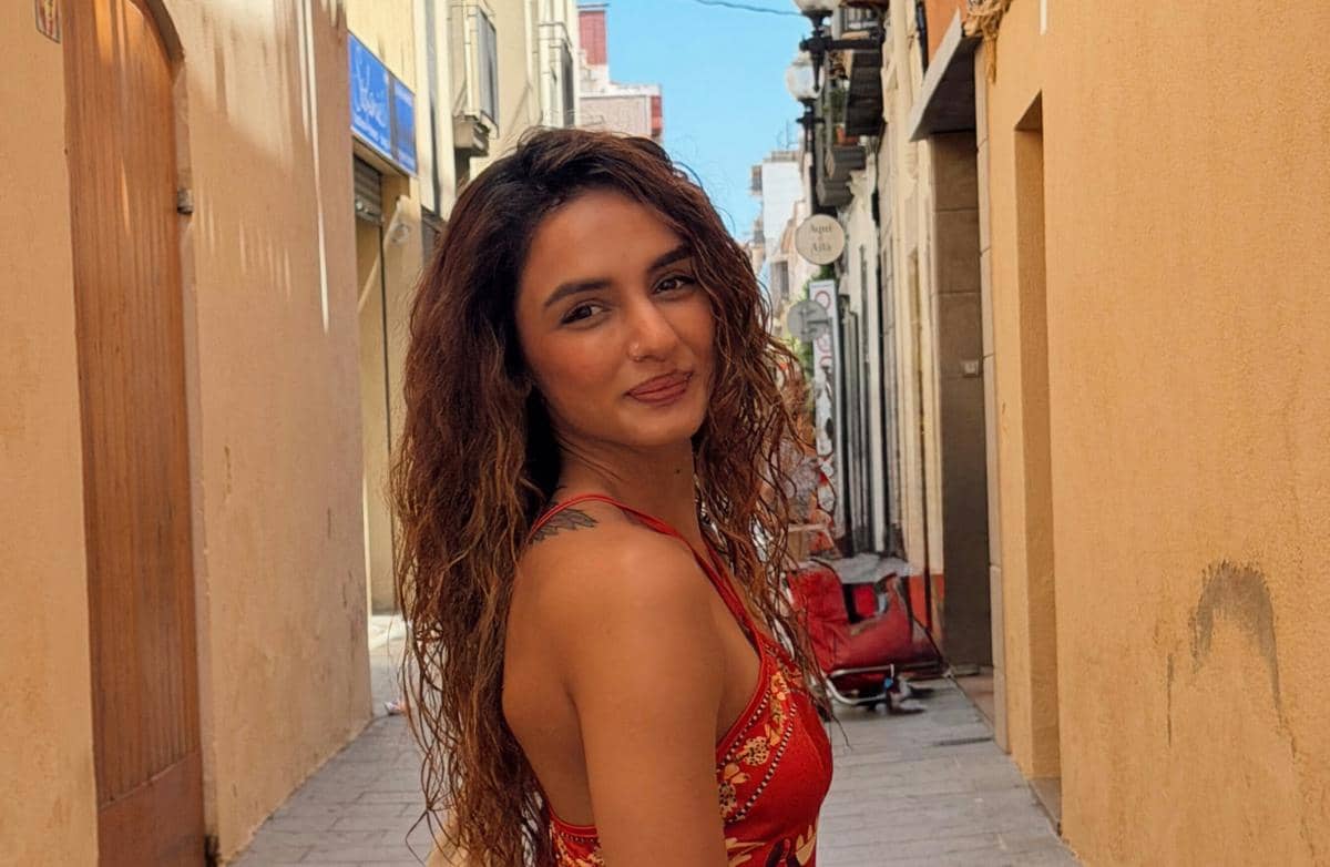 Liburan di Spanyol, Aarushi Dutta Datangi Rumah Salvador Dali