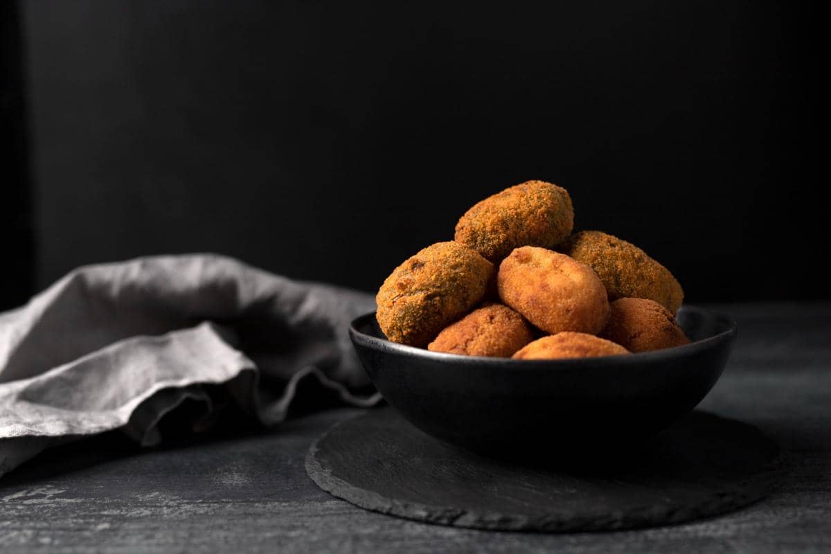 Resep Combro Kimpul Isi Oncom Pedas, Camilan Enak buat Ngopi Sore