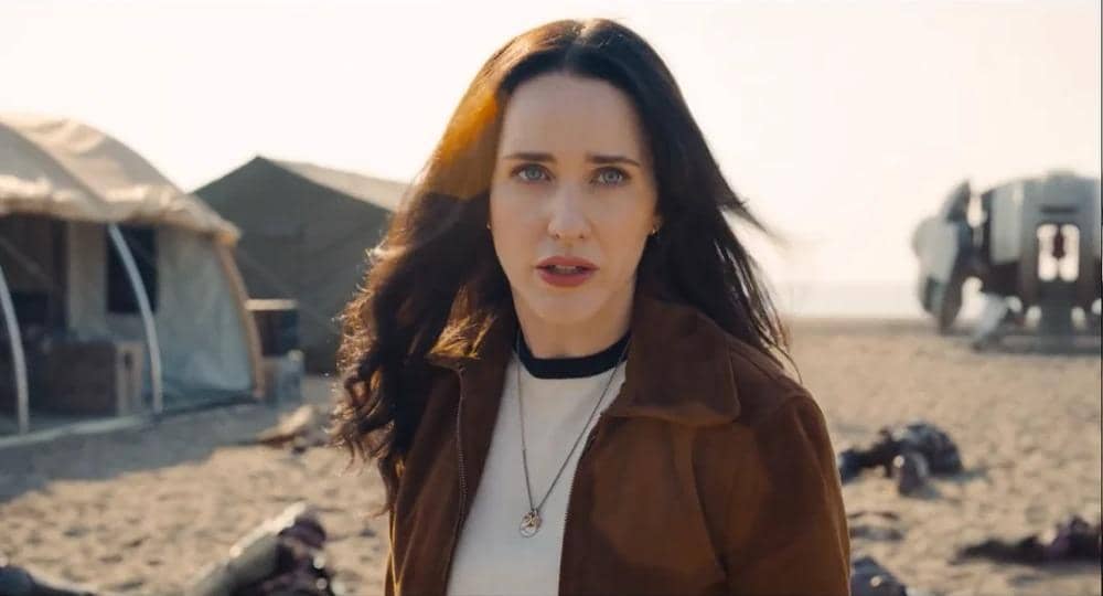 Potret karakter Lois Lane dalam materi promosi film Superman produksi DC Studios, sebagaimana tercantum pada keterangan.