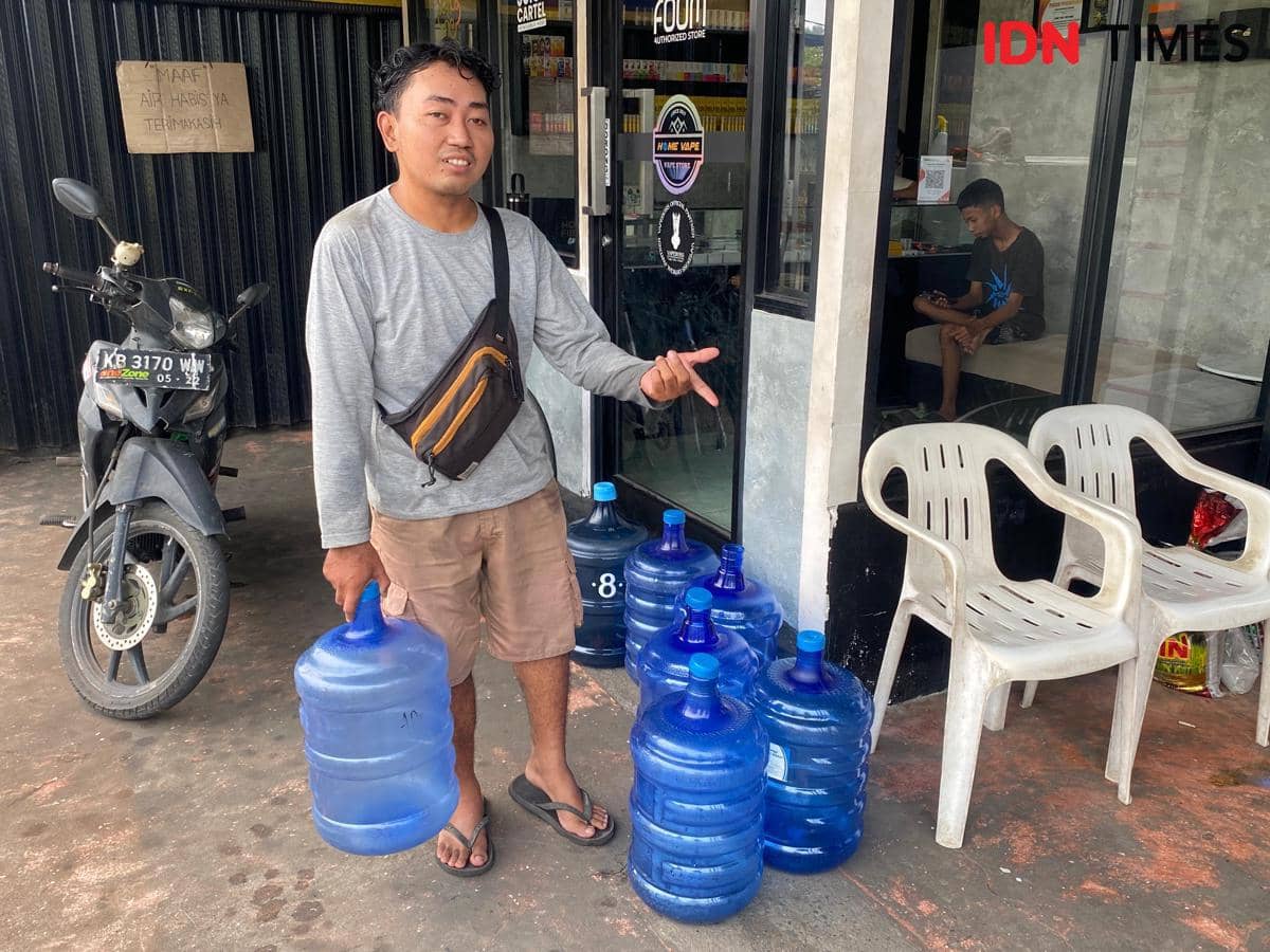 Krisis Air Bersih Pontianak Memuncak, Warga Antre dan Harga Naik